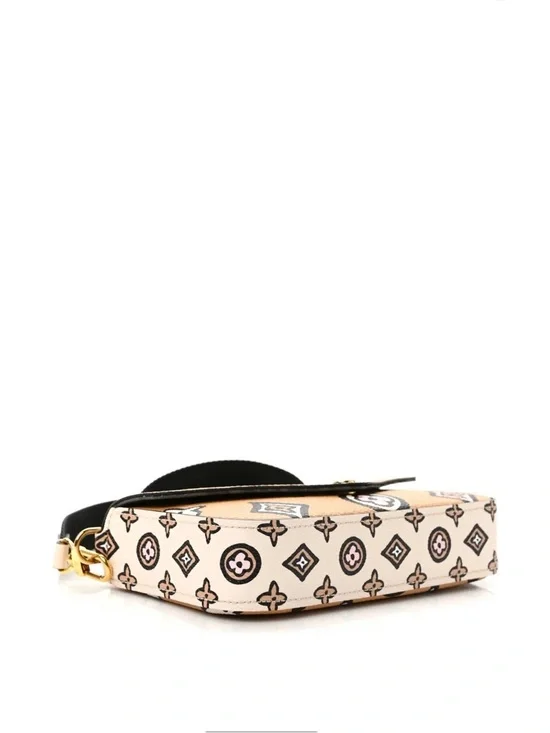 LOUIS VUITTON Monogram Wild At Heart Felicie Strap & Go Arizona Creme - Picture 7 of 9